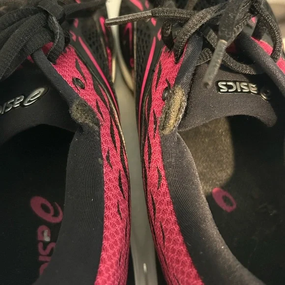 Asics Sz 10.5 Women’s Gel-Exalt 4 Shoes Sneakers Black Gray Running Burgundy - Picture 9 of 10